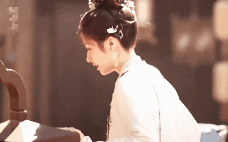 10 mỹ nhân cổ trang đẹp nhất Trung Quốc 2025: Angelababy xếp sau Dương Tử, hạng 1 nhan sắc mê hoặc chúng sinh