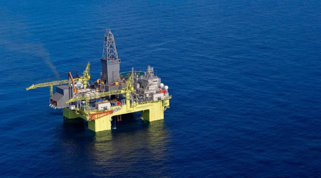 Khoan hơn 2.000m xuống đáy biển, phát hiện mỏ chứa nhiều cột dầu cao 63m, trữ lượng lên đến 75 triệu thùng dầu- Ảnh 1.