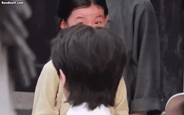 Mỹ nam dân quốc đẹp đến độ bạn diễn ngắm sáng cả mắt: Chuẩn vibe thiếu gia hào môn, căng mắt tìm không thấy góc chết