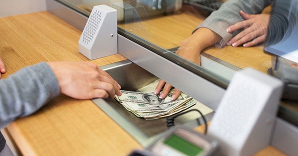 Không cần thẻ hay mã PIN, kẻ trộm ngang nhiên đến ngân hàng vẫn rút được tiền từ tài khoản nạn nhân dễ dàng avatar1765363602070 17653636024591269801138 0 78 419 748 crop 17653636186221833838821jpg