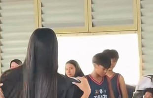 Hoạt náo viên có hành động phản cảm đến mức gây phẫn nộ cộng đồng mạng avatar1765529710580 1765529711422400368862jpeg