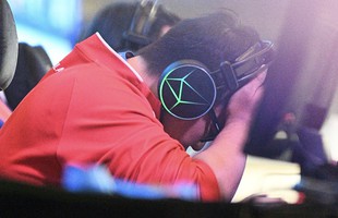 Tuyển thủ Việt Nam gục đầu bật khóc vì vụt mất HCV Audition, "trốn" ra ngoài khóc, 1 tiếng sau lại vô địch mới đỉnh! avatar1765598577075 17655985779211195455653jpeg