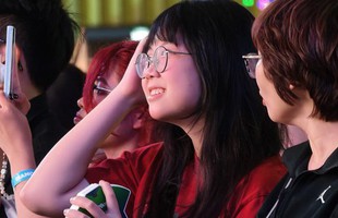 Loạt fan girl khoe sắc, tỏa sáng rực rỡ tại sự kiện fanmeeting T1: The Promise Fulfilled avatar1766400991151 1766400992178837121387 0 18 315 522 crop 17664010487031315016773jpg