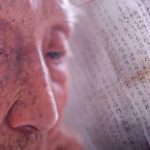 Cụ bà 103 tuổi qua đời sau 80 năm chờ chồng làm việc ở nước ngoài quay về, giây phút cuối cùng vẫn nắm chặt chiếc vỏ gối cũ avatar1766401154612 17664011550271164116949jpg