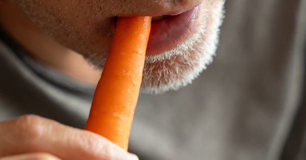 Bạn trai nghiện ăn cà rốt, cô gái bật khóc khi biết lý do đau lòng phía sau avatar1766644775867 1766644776481977462622 0 53 419 723 crop 17666447922251894426152png