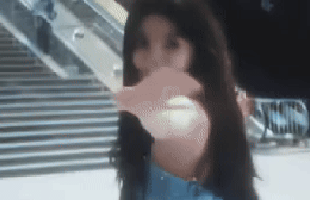 Cô gái khiến 10 triệu người say đắm nay tàn tạ vì ép cân, chỉ mặc vừa quần áo trẻ con 12 tuổi avatar1766655686403 1766655686674318524333png