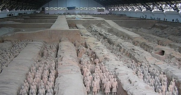 Vì sao không ai dám mở lăng mộ 2.200 năm tuổi của Tần Thủy Hoàng? avatar1766755741051 17667557414301834125937jpg