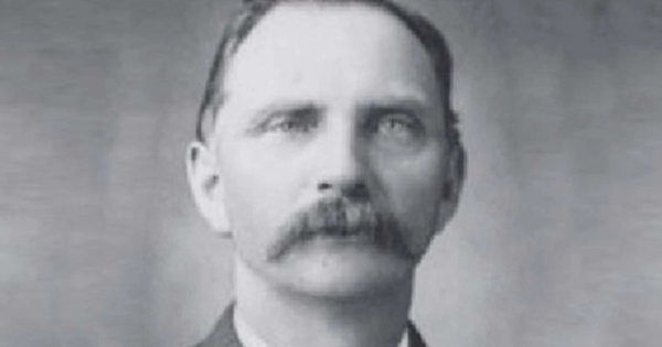 Sự thật người "du hành thời gian", ngoại hình y nguyên sau 74 năm mất tích avatar1766977198422 1766977198848780095831png