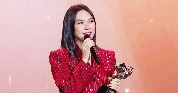 Mỹ Tâm được vinh danh Đại sứ quảng cáo - Thành tựu trọn đời tại Vạn Xuân Awards 2025 avatar1766995521985 1766995522608440743752jpg