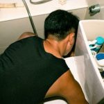 Phát hiện 1 anh thợ sửa ống nước có bằng đại học ngành kế toán từ ngôi trường danh giá avatar1767073675480 17670736759491886494837 0 55 419 725 crop 17670736943601783730191jpg