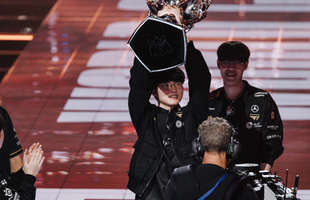 Khoảnh khắc hiếm có của Faker khiến cộng đồng "phát sốt" avatar1767163515121 1767163515992320737634png