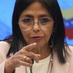 Tổng thống Mỹ Trump công bố ảnh Tổng thống Venezuela Maduro bị bịt mắt avatar1767495065470 1767495065759697815563 0 21 315 525 crop 1767495814897435684607jpg