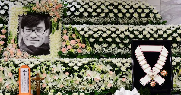 Các nghệ sĩ Hàn Quốc tưởng nhớ ngôi sao huyền thoại Ahn Sung Ki avatar1767699446121 17676994464572058887364 6 0 387 728 crop 1767699660725497324503png