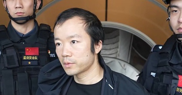 Trung Quốc áp giải Chen Zhi, phanh phui "trang trại điện thoại" đáng sợ của Prince Group avatar1767920027208 1767920027443973458579 0 5 315 509 crop 17679200444011933479385jpg