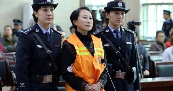 Phát hiện người phụ nữ làm môi giới BĐS rồi sở hữu hơn 100 căn nhà cũ ở vị trí đắc địa, liên quan đến dòng tiền hơn 752 tỷ đồng avatar1768133777988 17681337785711520111703jpeg