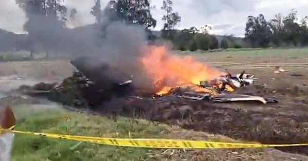 Ca sĩ tử vong trong tai nạn máy bay, hé lộ giấc mơ lạ avatar1768292092959 17682920933682059658454 0 41 315 545 crop 1768292105055883689247jpg