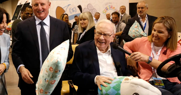 Nghịch lý cuối sự nghiệp của huyền thoại Warren Buffett: Ngồi trên núi tiền nhưng vẫn ‘bất lực’ để ước mơ dang dở avatar1768375191188 1768375191727876716694png