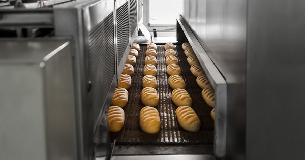 Đầu bếp bánh ngọt 71 tuổi tử vong vì bị cuốn vào máy trộn bột khổng lồ avatar1768723411755 17687234120941011940071jpg