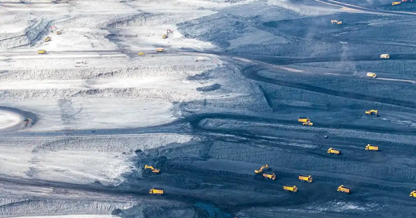 Phát hiện 147 xe tải Trung Quốc không người lái bí mật khai thác kho báu lộ thiên lớn có diện tích 102,75 km2, được đầu tư hơn 712 tỷ đồng avatar1768811320506 1768811320958589005327png