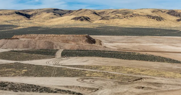 Phát hiện mỏ khoáng sản trữ lượng 20 - 40 triệu tấn, trị giá hơn 39.000 tỷ đồng nằm ngay dưới miệng siêu núi lửa avatar1768884137141 17688841374961561477000png