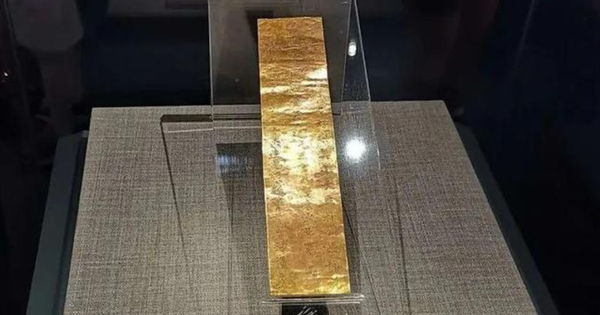 Lên núi hái thuốc, nông dân bất ngờ đào được miếng vàng 878 tỷ đồng, cơ quan chức năng lập tức vào cuộc avatar1768983263557 1768983263867273737008png