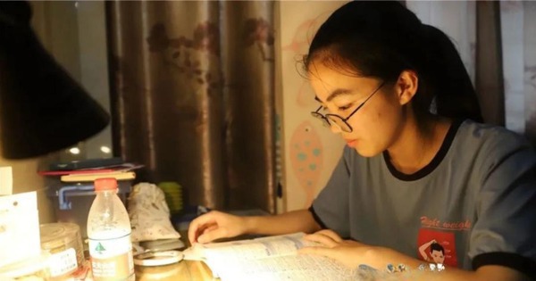 Tài khoản nhận được số tiền "bí ẩn" mỗi tháng, cô gái sốc khi biết người gửi avatar1769142904267 17691429045341480908463jpg