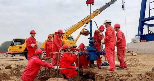 Sau tiếng động lớn, vết nứt xuất hiện nhưng vẫn khoan sâu 1.000m, phút sau công trường báo tin vui, kho báu khủng lộ diện avatar1769173190411 17691731907731421960492jpg