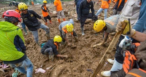 Chạy đua từng phút cứu hộ 34 ngôi nhà bị chôn vùi sau sạt lở kinh hoàng: Nhiều thi thể được tìm thấy, 72 người vẫn mất tích avatar1769425931826 1769425932191550292598jpg