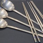 Giá bạc tăng phi mã, nhiều người nô nức đi lục thìa bạc trong bếp bán lấy tiền avatar1769482660295 1769482660947911622155 0 40 419 710 crop 17694826830001022371273jpg