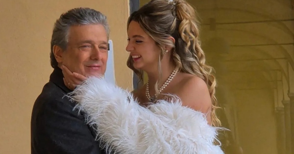 Cô gái 23 tuổi kết hôn với thầy giáo U70 bất chấp chỉ trích avatar1769503413262 1769503413598158439115jpg