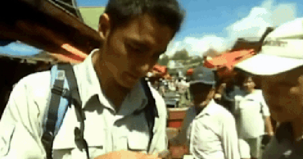 "Hoàng tử châu Á" Minh Đạo bị khán giả đòi đuổi khỏi showbiz sau khi lộ video ăn thịt dơi "nhạy cảm" avatar1769507474243 17695074745841957162288 12 0 203 364 crop 1769507486767806584503gifpng