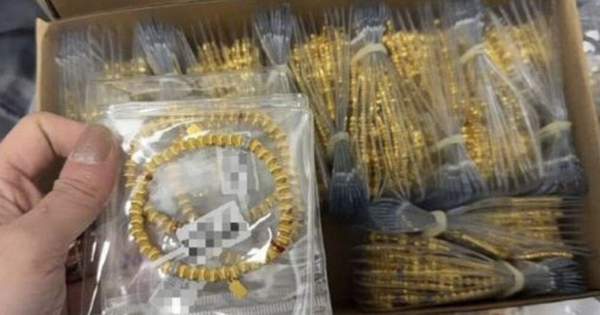 Phát hiện có người bỏ quên vali chứa 12kg vàng trị giá hơn 70 tỷ đồng trên tàu avatar1769754999229 1769755000585956541313 0 78 419 748 crop 17697550079581708599034jpg