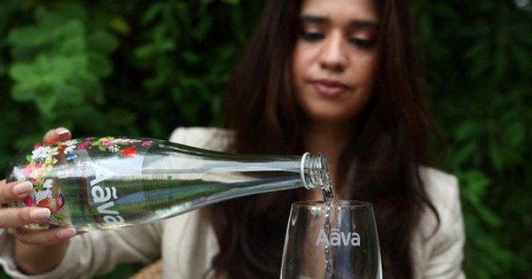 Nước khoáng vừa trở thành biểu tượng xa xỉ mới tại một quốc gia: Người thượng lưu là phải nếm được nước đến từ đâu trên thế giới avatar1770050332993 17700503338241718248321 0 26 315 530 crop 17700503573192123109524jpg