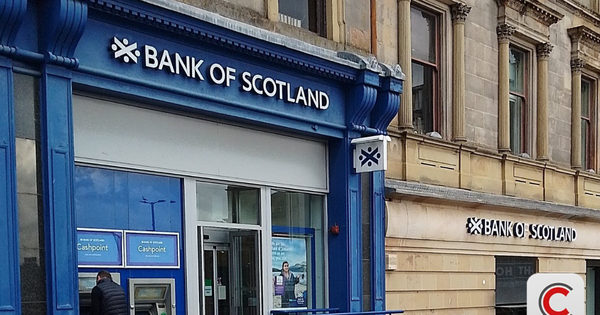 Nóng: Một ngân hàng hơn 300 năm tuổi vừa bị phạt hơn 5 tỷ đồng vì phạm lỗi nghiêm trọng avatar1770282717338 1770282717582166419784png