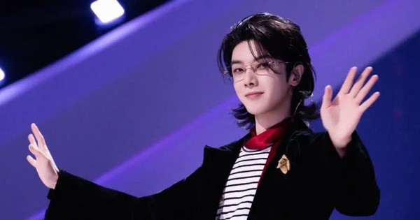 Ca sĩ Hoa Thần Vũ mua 3 mảnh đất để tổ chức hòa nhạc avatar1770970290158 1770970290643716030884 0 0 536 1024 crop 1770970383222757957094jpg