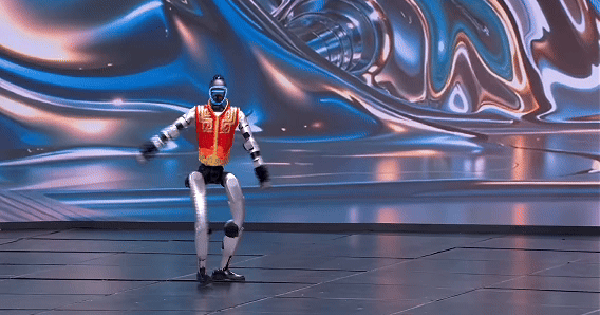 Robot hình người Trung Quốc đã phát triển đến mức này: Năm ngoái chỉ đứng một chỗ múa quạt, năm nay đã biểu diễn võ thuật, nhào lộn avatar1771384455579 177138445596312788046gifpng