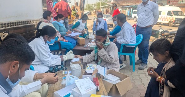 Ấn Độ lập trại y tế dã chiến, xét nghiệm diện rộng sau khi 7 trẻ tử vong liên tiếp chỉ sau 48 giờ phát bệnh avatar1771774596323 17717745969771075480040jpg