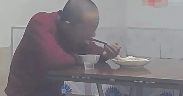 Xem camera, con gái lập tức về nhà khi thấy hành động của bố avatar1771895656439 17718956568091518360630 0 0 315 504 crop 17718956768562144350575jpeg