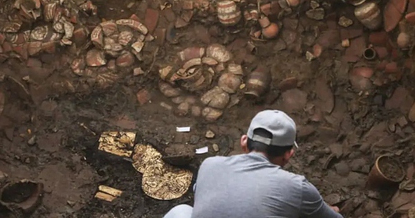 Phát hiện ngôi mộ cổ chứa đầy "kho báu" bằng vàng avatar1771911044634 17719110448481955902855 0 70 315 574 crop 1771911058022740270775jpg