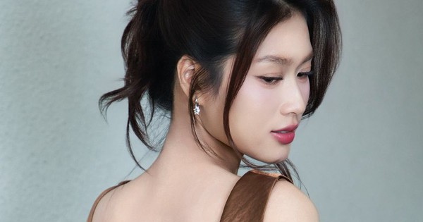 Vbiz có một cô gái từng bị miệt thị ngoại hình nay lọt Top 100 gương mặt đẹp nhất thế giới avatar1771985271190 1771985271760474771083 77 244 592 1227 crop 177198532065253292626jpg