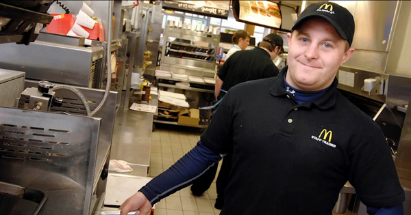 Trúng độc đắc 45 tỷ đồng và cú “quay xe” khó tin của chàng trai bán bánh mỳ avatar1771994018708 17719940191481476946714png