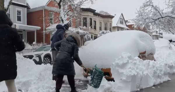 Bão tuyết 'quái vật' đổ xuống bờ Đông nước Mỹ, gió giật 133km/h avatar1772110002330 1772110002727912156184png