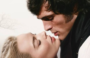 Margot Robbie hóa mỹ nhân gợi cảm với loạt cảnh nóng gây sốc trong phim 18+ Đồi Gió Hú avatar1772184637161 17721846376551794851514jpg