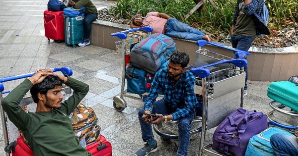 Hàng không toàn cầu “đảo lộn” vì xung đột tại Trung Đông: Hàng ngàn người mắc kẹt đến lúc nào? avatar1772380386794 17723803883681261312309 0 42 720 1194 crop 1772380428038958020993jpg