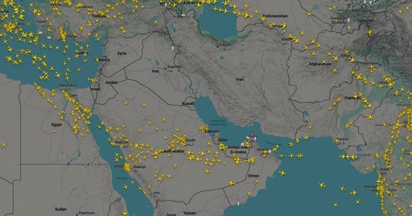 Bức ảnh lịch sử: Lần đầu tiên bầu trời Trung Đông xuất hiện một lỗ hổng avatar1772514115130 1772514116417258238200 0 54 419 724 crop 17725141251251709909516jpg