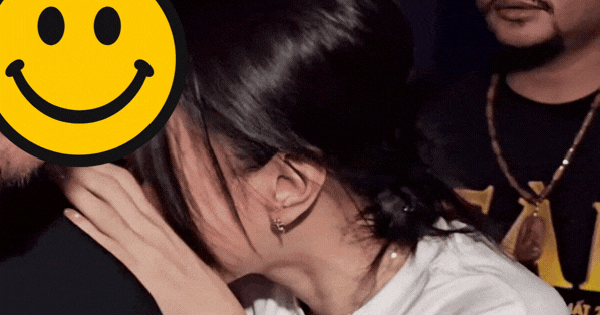 Bắt gặp Mỹ Tâm dựa đầu vào vai một người đàn ông khóc như mưa, nhưng đó không phải là Mai Tài Phến avatar1772687682081 17726876835731985155138 31 0 345 600 crop 17726877943971085959050gifpng