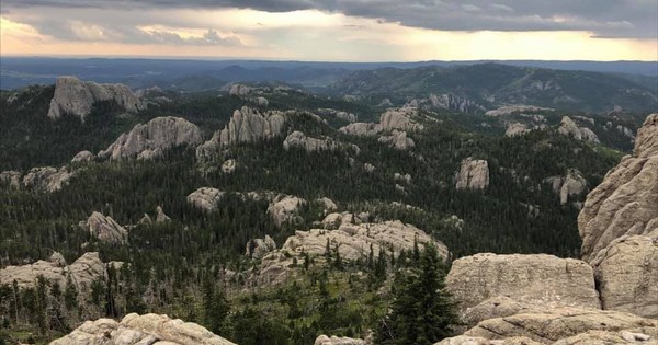 Phát hiện hầm trú ẩn “bất khả xâm phạm” của các tỷ phú giàu nhất thế giới avatar1772700945169 1772700945687322728743jpg