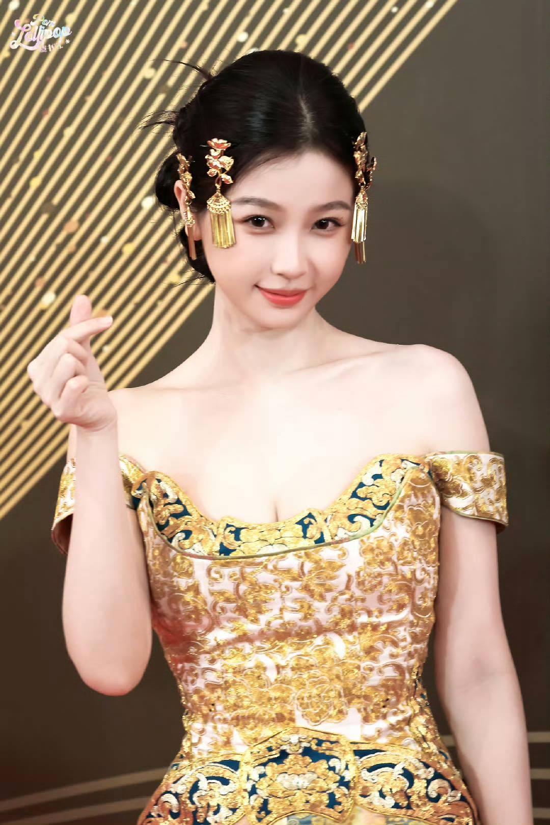 Những vụ sụp đổ hình tượng chấn động: “Tiểu thư” showbiz lộ bản chất, dồn ép đồng nghiệp đến bước đường cùng- Ảnh 3.