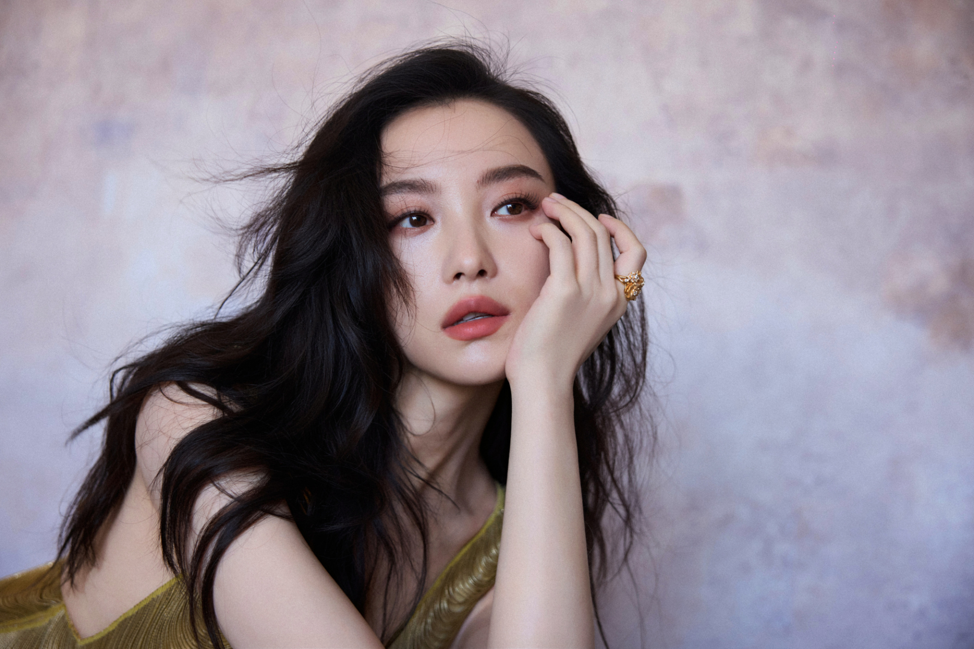 Ai giũa lại cái nết của 5 mỹ nhân này giùm: Đã trả lương rẻ mạt, còn đối xử với trợ lý như người hầu- Ảnh 9.