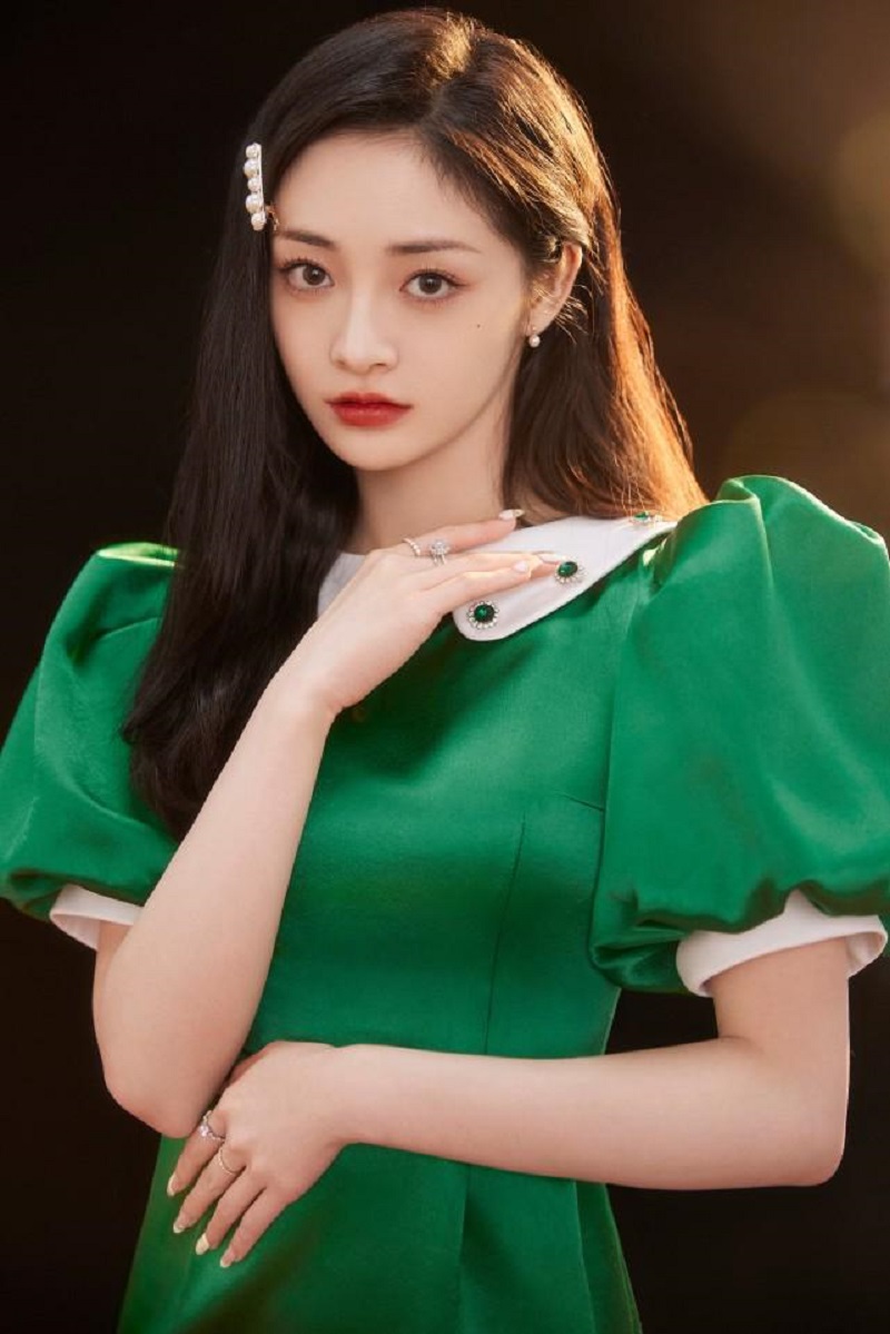 Nữ ca sĩ bị chị em cạch mặt, cấm cửa tham gia kỷ niệm 10 năm?- Ảnh 6. Nữ ca sĩ bị chị em cạch mặt, cấm cửa tham gia kỷ niệm 10 năm?- Ảnh 6.